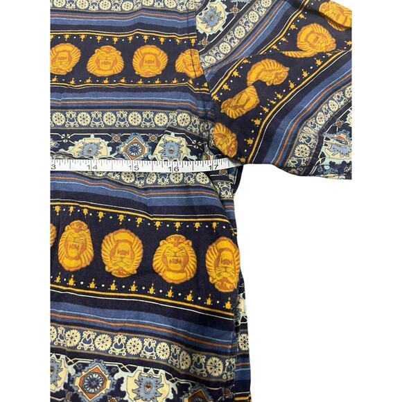 Disney Aladdin Our Universe Aloha Button Up Hawaiian Shirt Disneyland Size XS - Picture 3 of 7